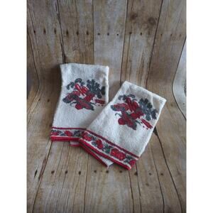 Vtg 70s Kitsch Dish Towels Red & Green Veggies Set of 2 Kitchen Decorations (3)